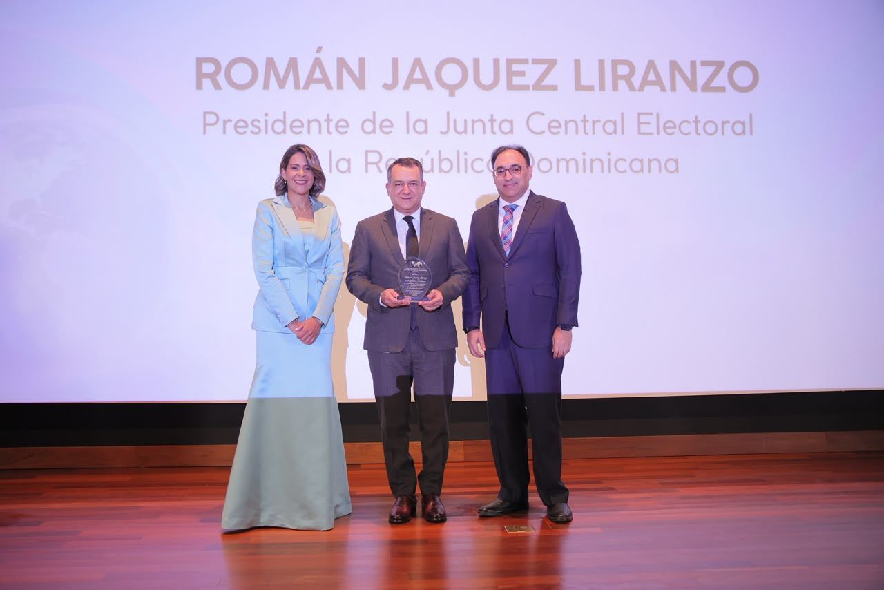 Agripley Valverde, Román Jáquez Liranzo, Luis Miura.